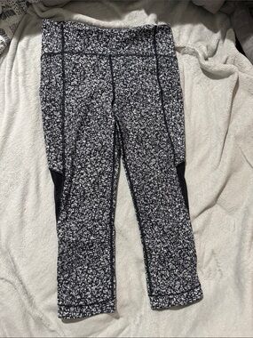 lululemon athletica Black & White Printed Capris